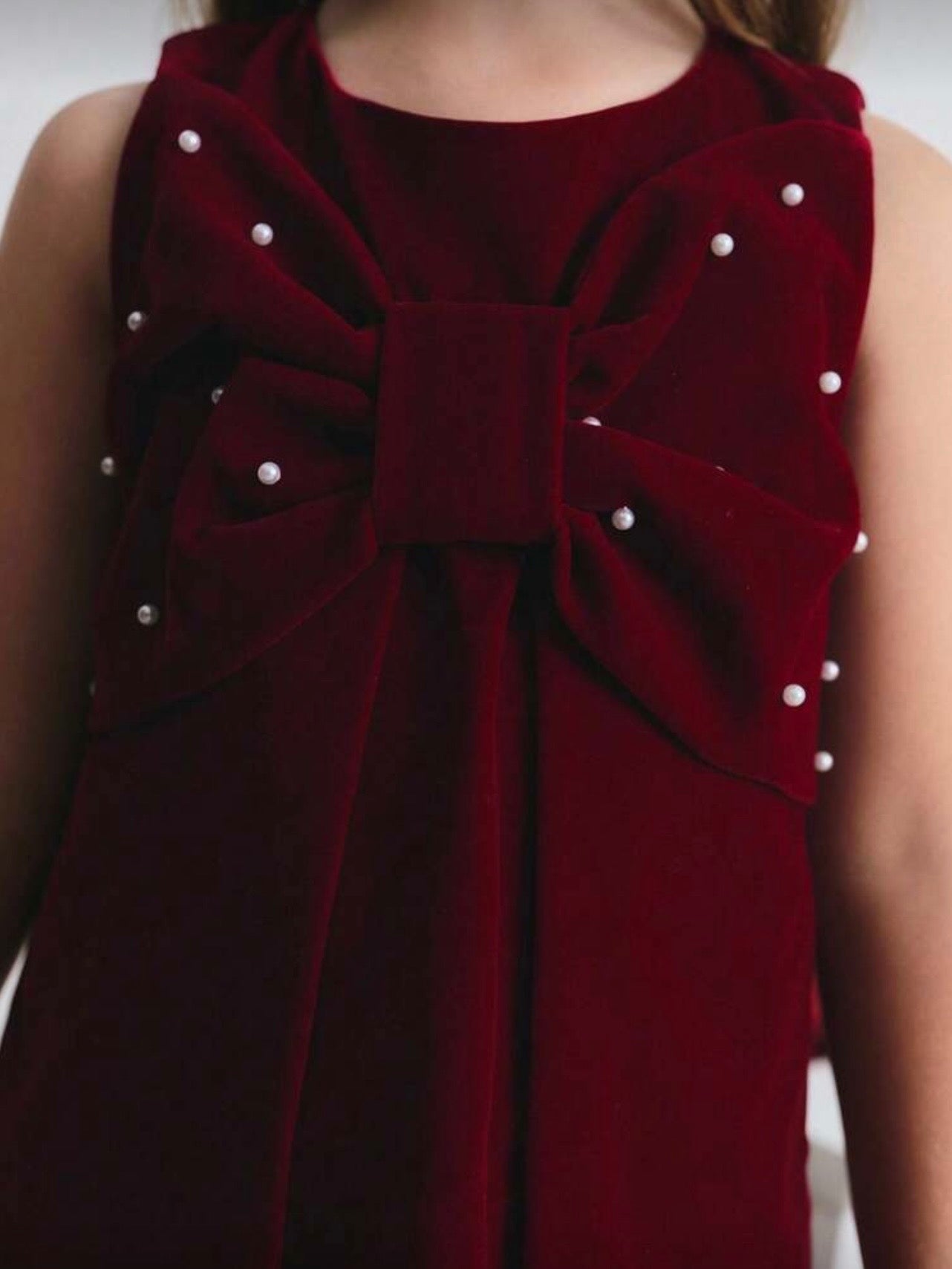 Vestido Burdeos con Perlas