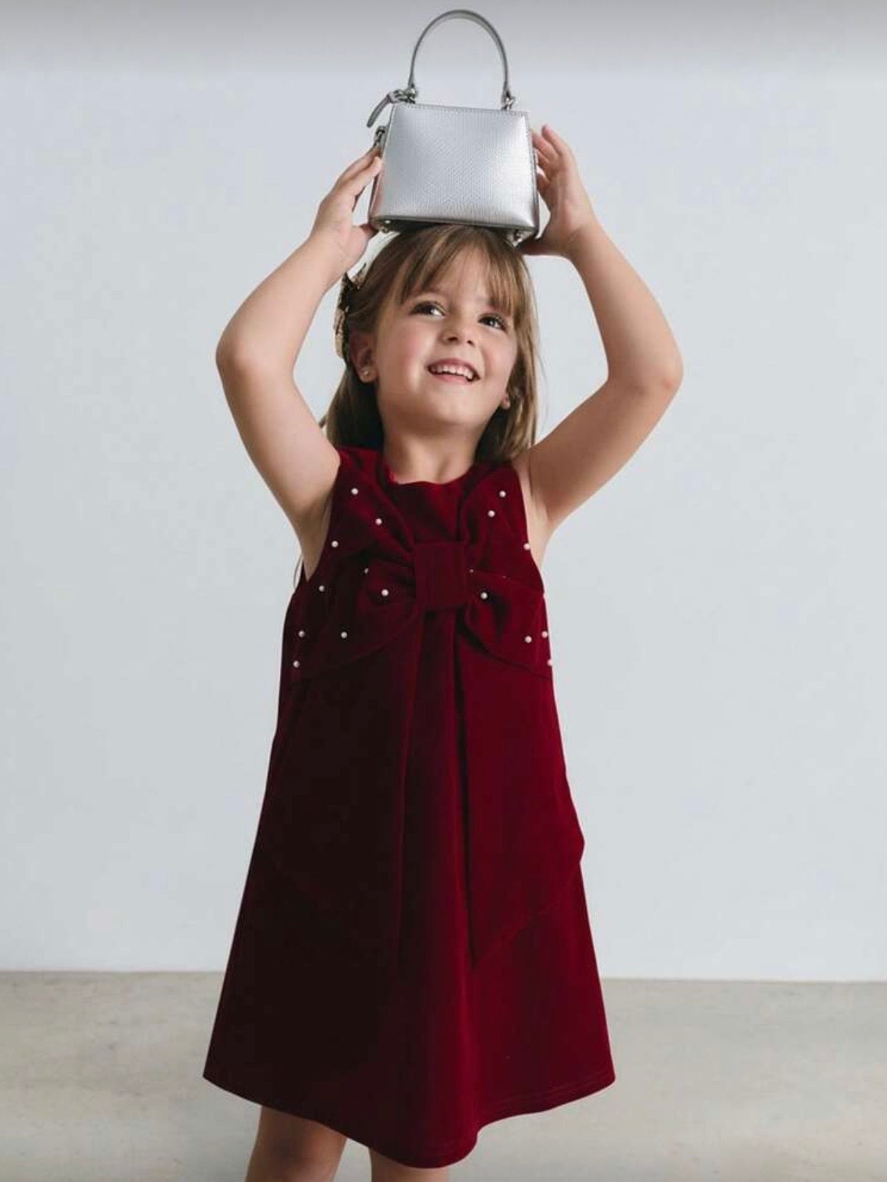 Vestido Burdeos con Perlas